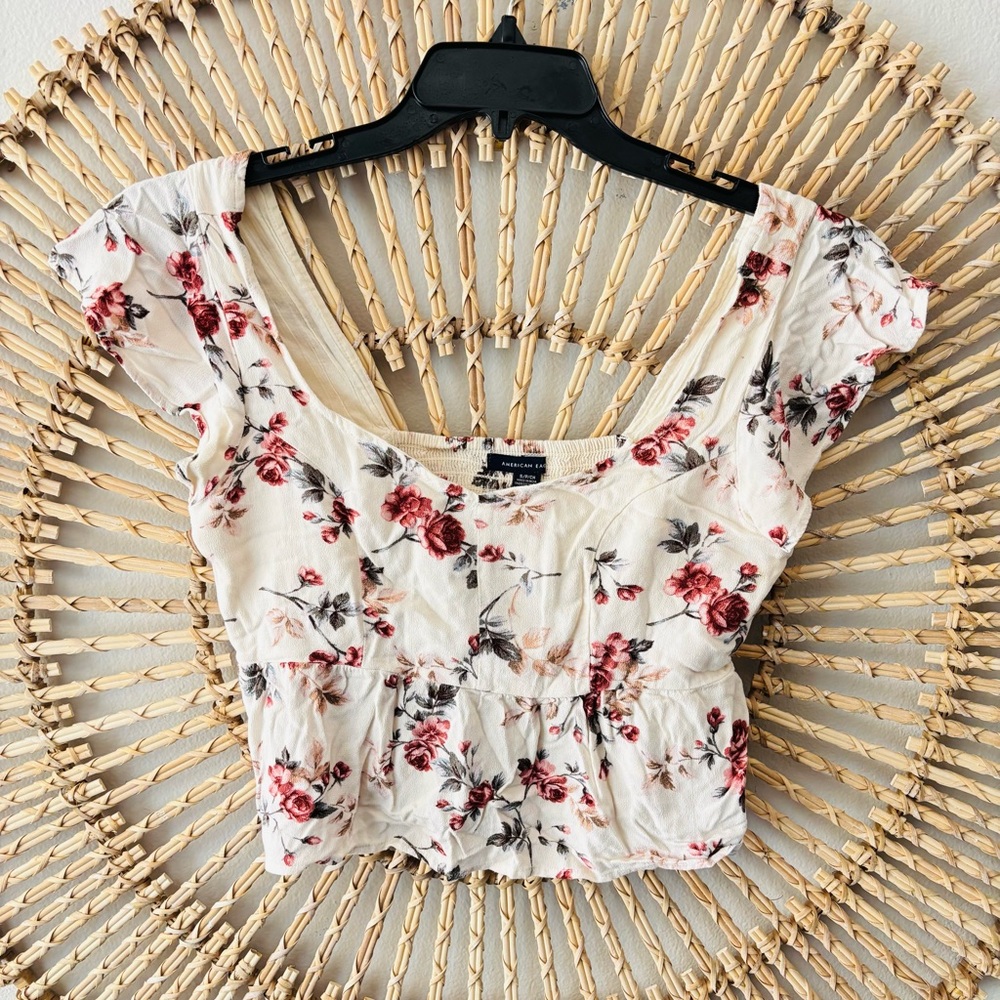 American Eagle Outfitters floral flutter Sleeve Crop Blouse